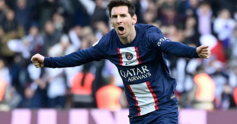 而迪士尼为新版《小鹿斑比》确定的编剧是吉内瓦•德沃莱特-罗 《小鹿斑比》将拍成恐怖片 小鹿或变成“猎人鹿” 2022-11-28 根据外媒报道，迪士尼经典人物小鹿斑比的故事将被改编成真人恐怖片，搬上银幕。