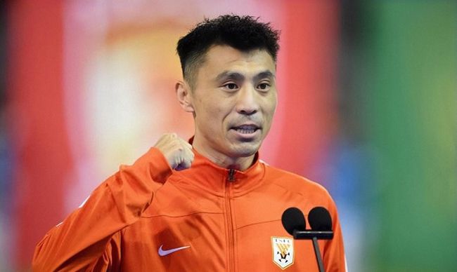 斯皮尔伯格等各捐款50万美元 帮助洛杉矶低收入者 2020-03-30 日前，美国洛杉矶市长埃里克·加塞蒂宣布，包括史蒂文·斯皮尔伯格夫妇、罗伯特·艾格尔夫妇、杰弗里·卡岑伯格夫妇、安德鲁·豪普特曼夫妇、凯西·沃瑟曼夫妇等在内的众多好莱坞名流已各捐款50万美元，用于帮助 谭维维心系灾区关爱孩子 慷慨解囊捐款十万元 2010-04-22 地震无情，人有情。