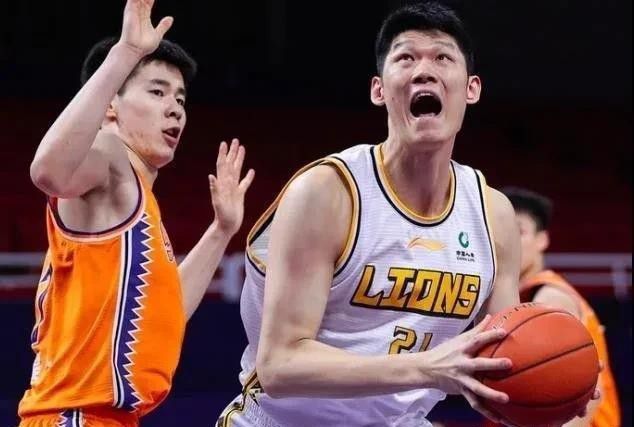 《黑客帝国：矩阵重启》单日票房1174万，位列日榜第二名。